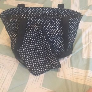 Black &white Thirty One zip top purse & makeup bag